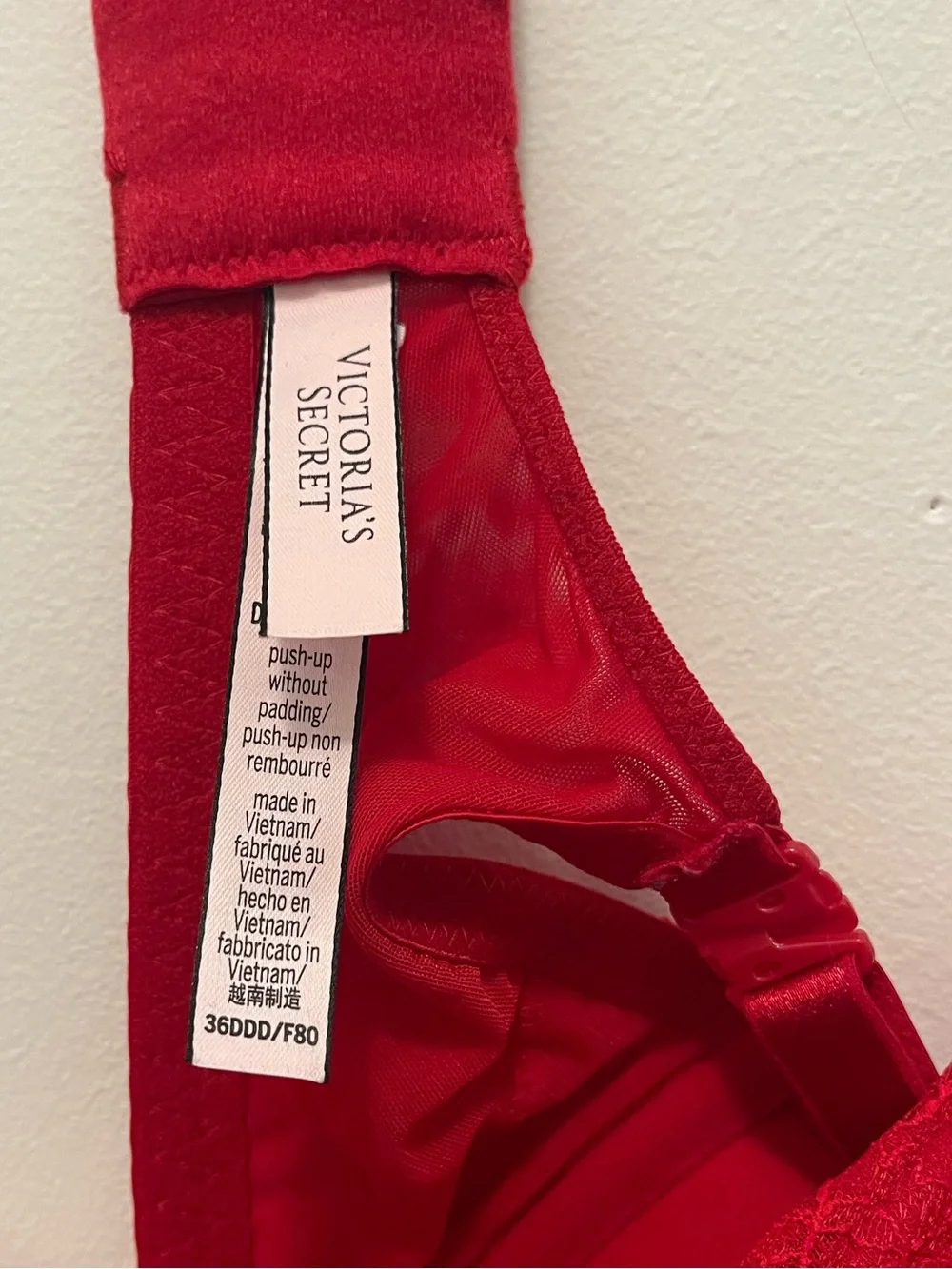 2 Victoria's Secret Dream Angels Bras - Picture 10 of 13